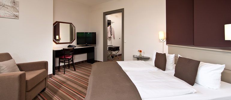 Leonardo Inn Hotel Hamburg Airport Exterior photo