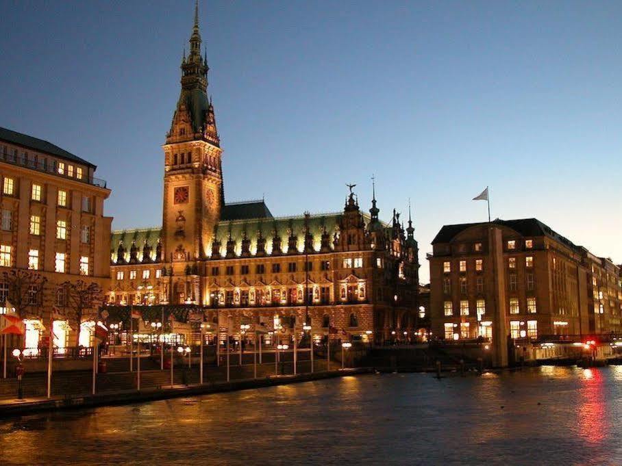 Leonardo Inn Hotel Hamburg Airport Exterior photo